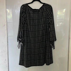 Tahari Black and White Polka Dot Dress Size 12 NWT